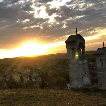 Сasa de vacaciones Babaház Bodajk